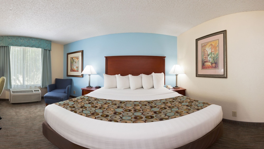 Baymont By Wyndham Gainesville I 75 - photo 5