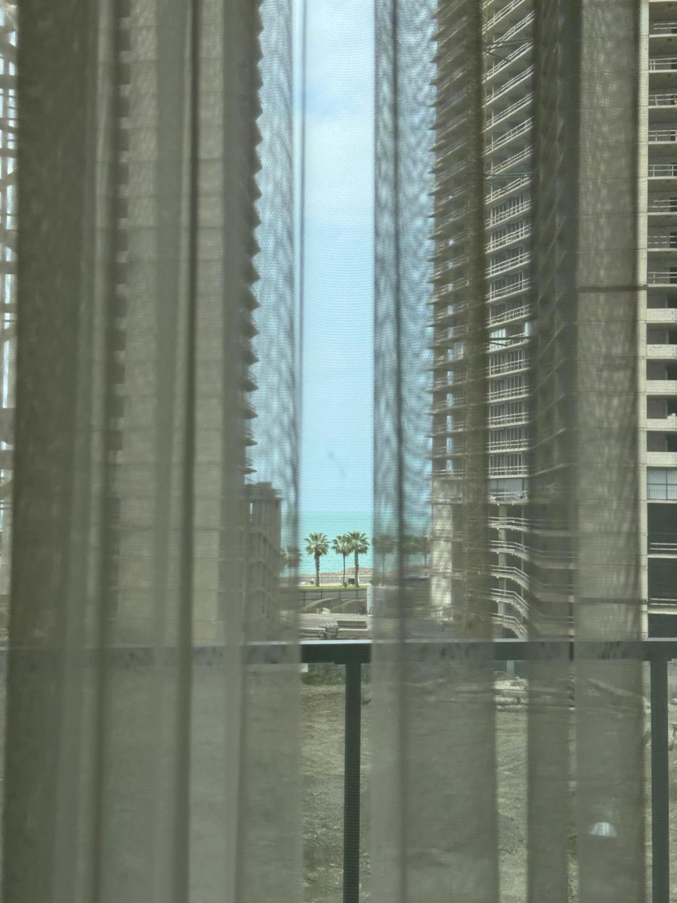 New wave apart hotel