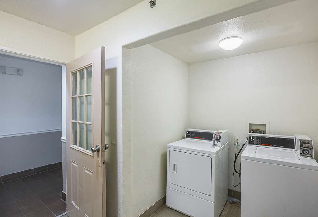 Studio 6 Fort Worth TX Meacham - photo 28