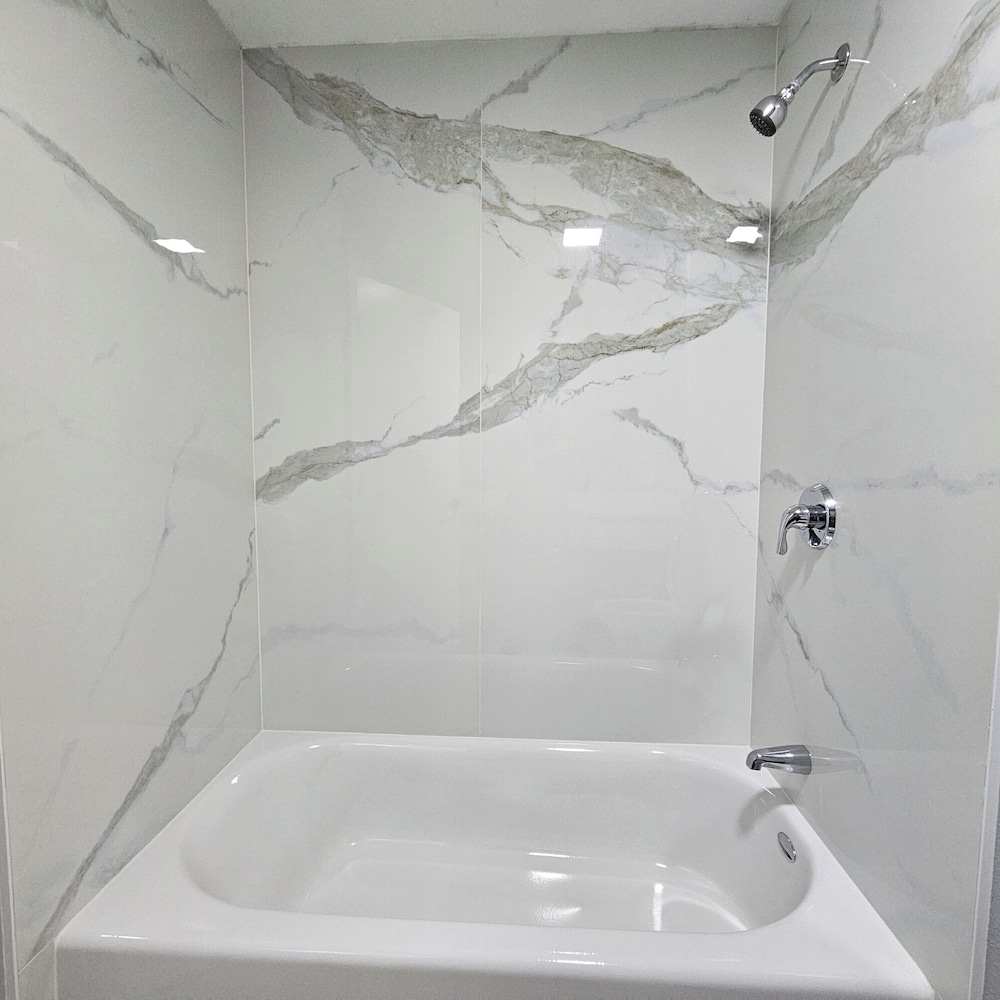 Olympic Suites Inn - photo 30