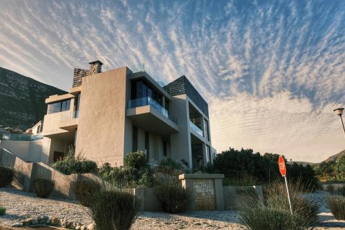 House Vos — 4-Star Luxury Hotel in Hermanus, South Africa