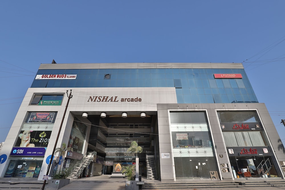 Hotel Privya by OYO Rooms in Surat, India