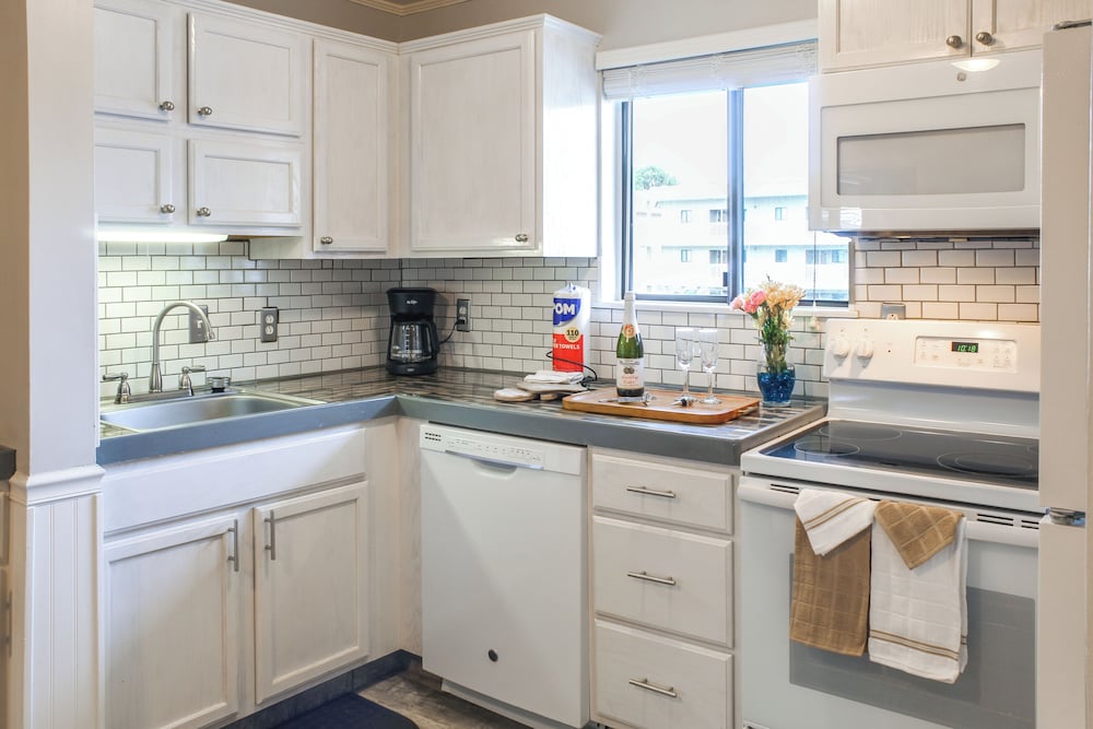 1 2 Mi to Beach: Condo in Hilton Head Resort - photo 6