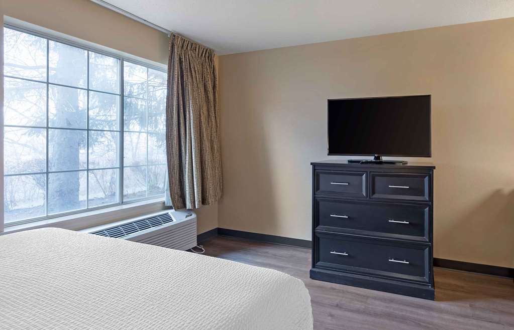 Extended Stay America Select Suites St. Louis Airport Central - photo 16