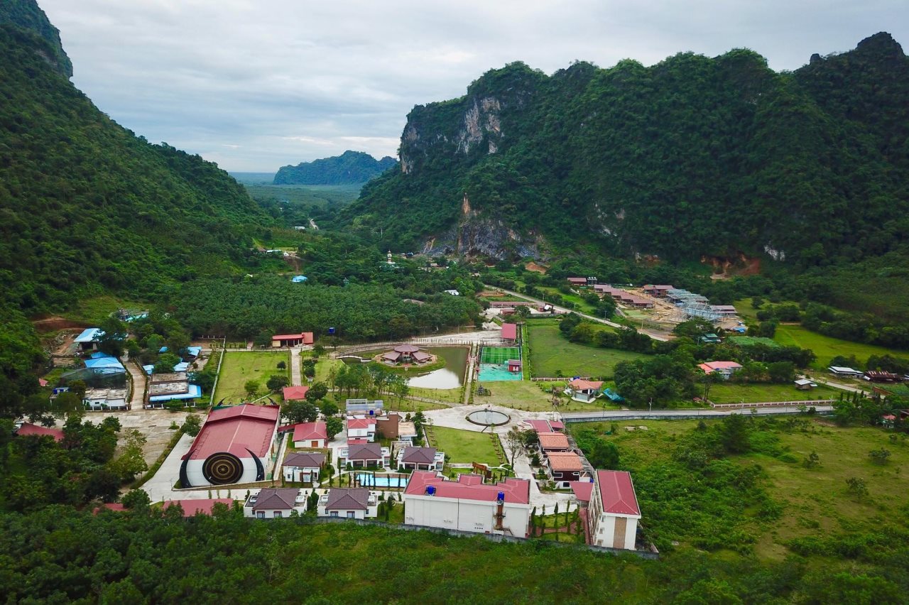Zwekabin Natural Hotel — hotel in Hpa-An