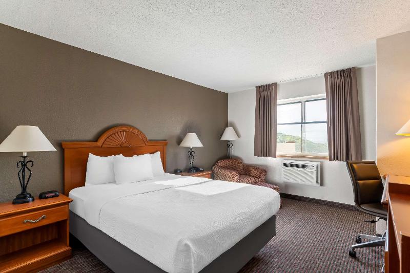 Quality Inn Sidney I 80 - photo 22