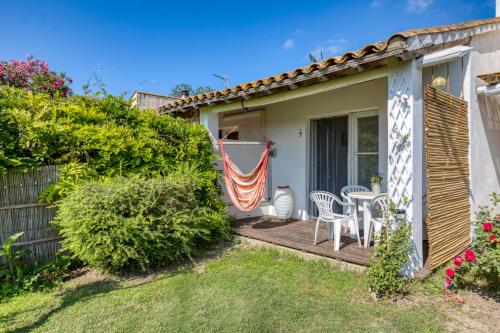 Mas des Cypres Mazet 4 in Saintes-Maries-De-La-Mer, France