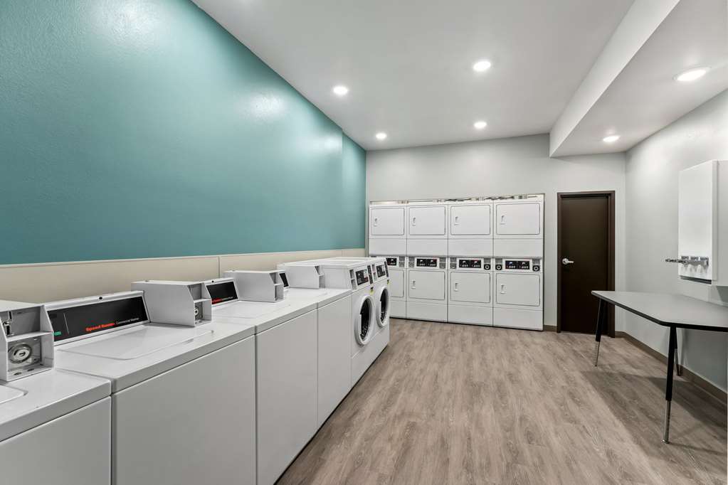 Woodspring Suites Easton Nazareth - photo 33