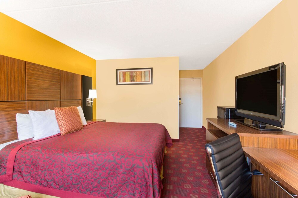 Days Inn Leominster Fitchburg Area - photo 16
