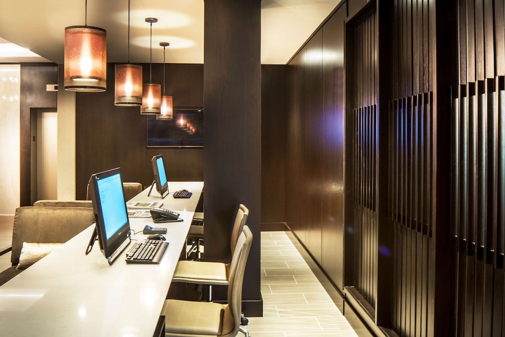 DoubleTree by Hilton Hotel Largo Washington DC - photo 34