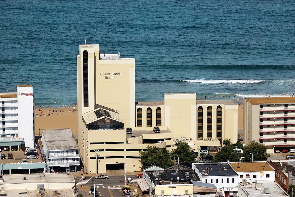 Ocean Sands Resort Oceanfront Virginia Beach by Vacatia - photo 38