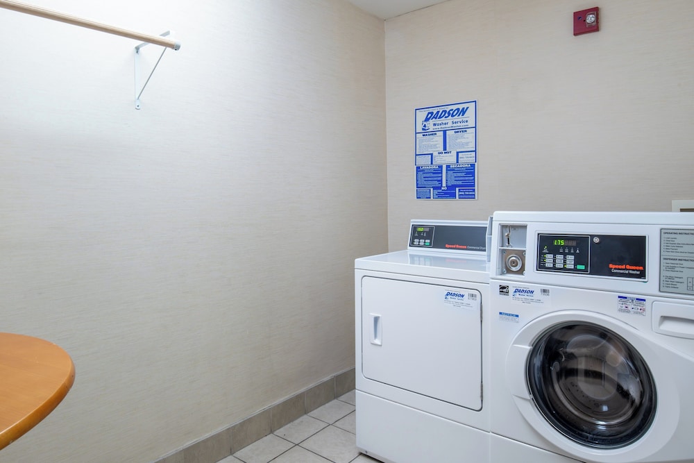 Holiday Inn Express Hotel & Suites Henderson by IHG - photo 25