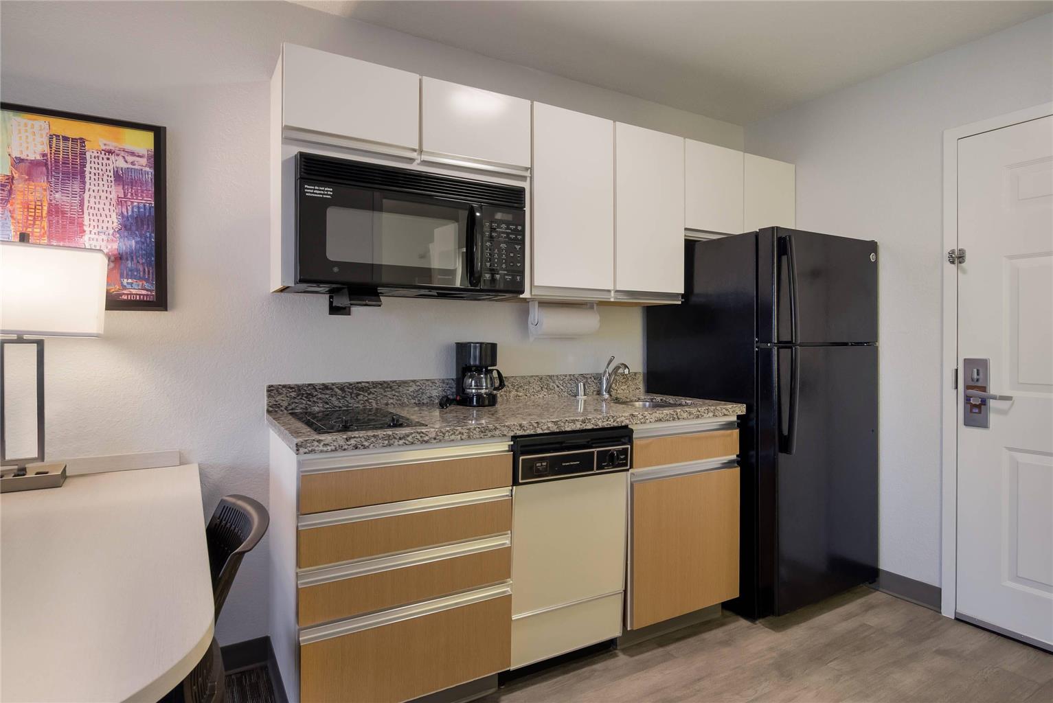 MainStay Suites Omaha Old Mill - photo 15