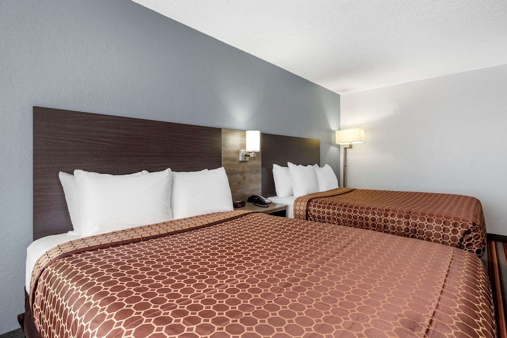 Quality Inn & Suites Sulphur Springs - photo 46