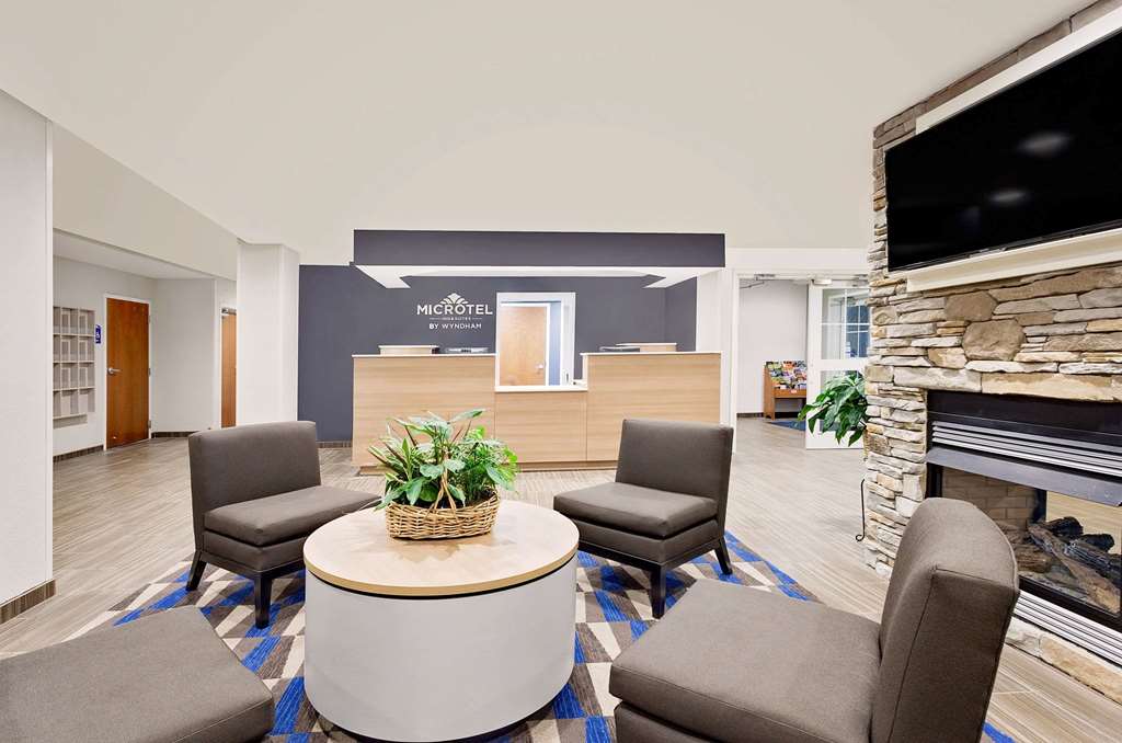 Microtel Inn & Suites by Wyndham Middletown - photo 3