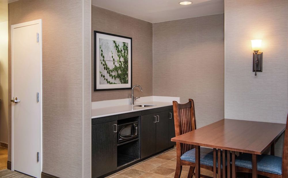 Hampton Inn & Suites Rochester Victor - photo 22