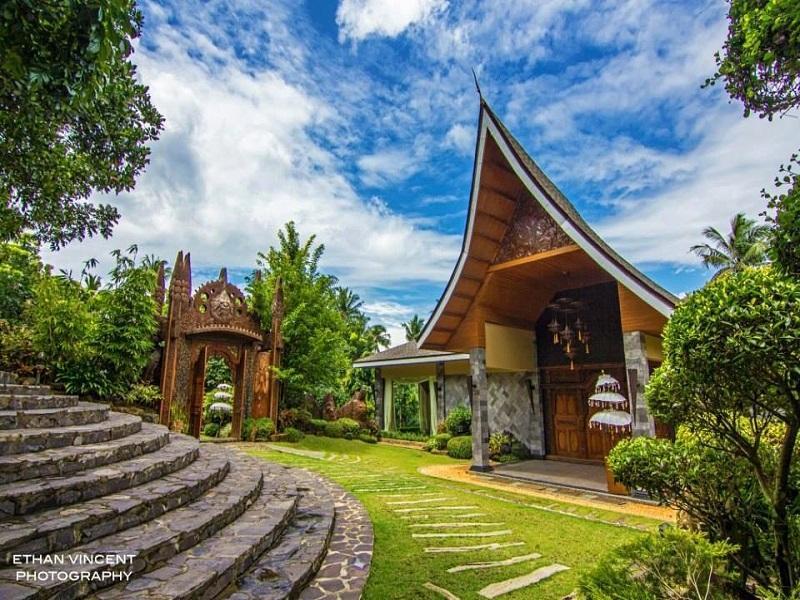 Cintai Coritos Garden — Balete
