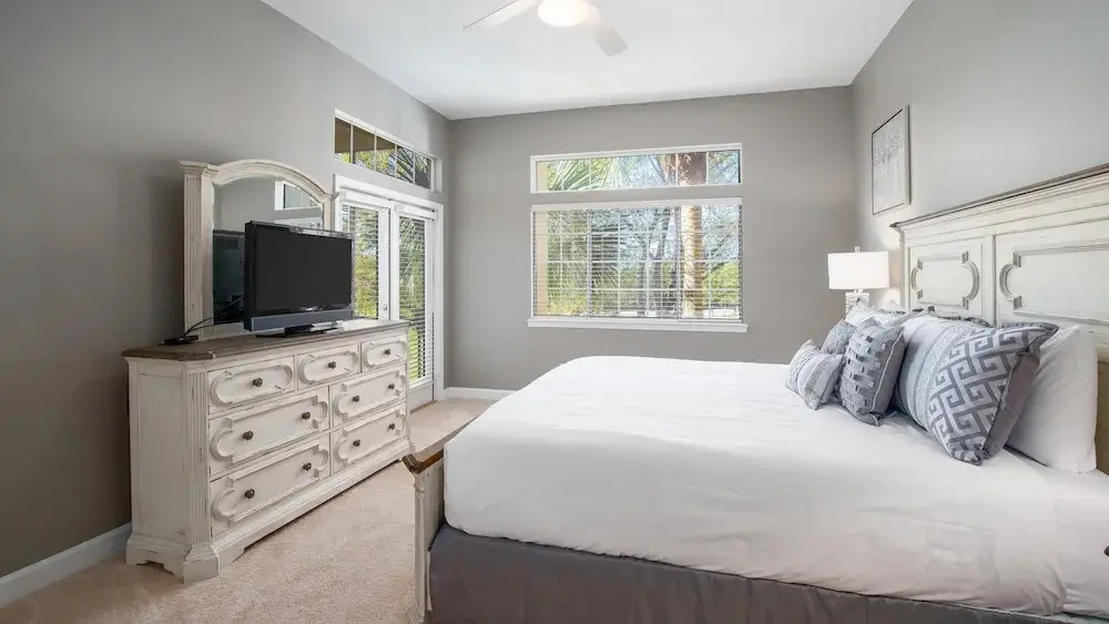Tivoli 5265 HIP Nautic Blue - last minute hotel in Destin