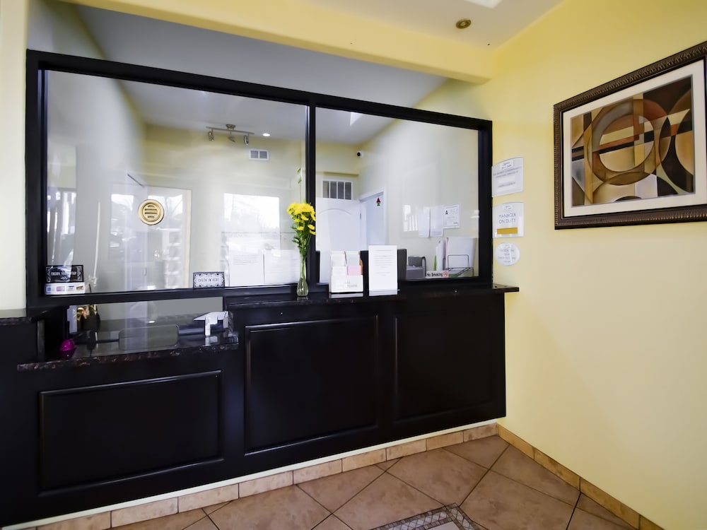 Cypress Inn & Suites Washington by OYO - photo 3