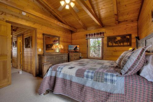 Almost Heaven #205 — 4-Star Luxury Hotel in Sevierville, United States