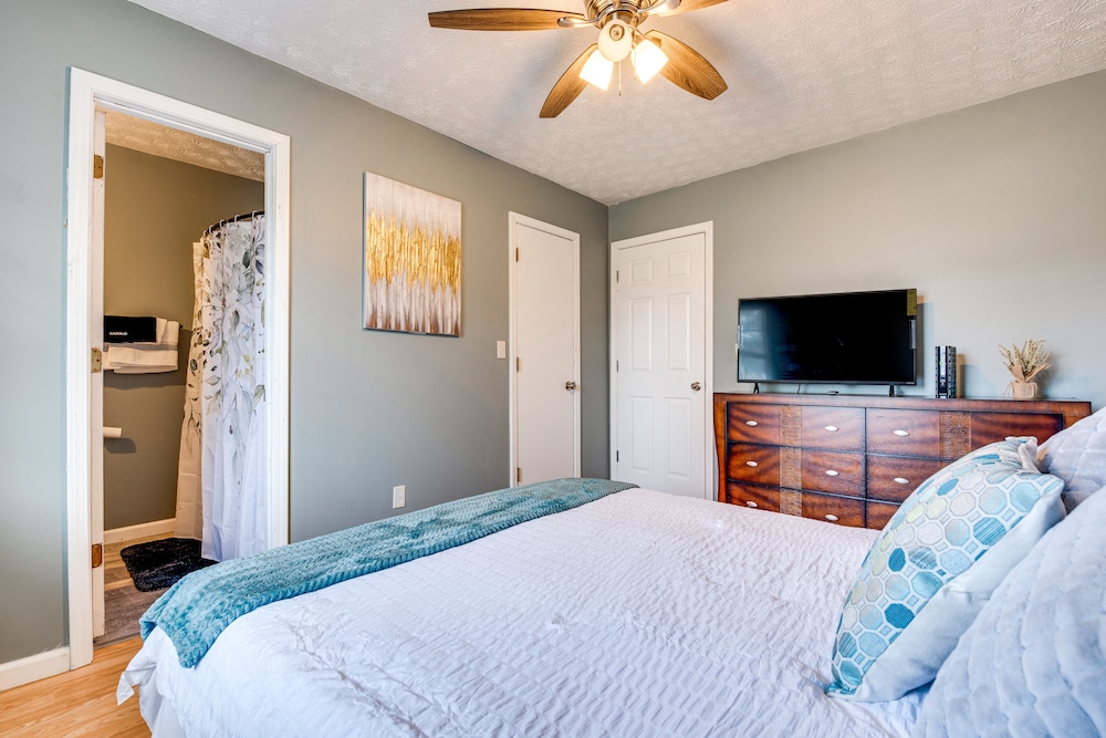 Douglasville Gem Minutes From Historic Downtown - photo 4