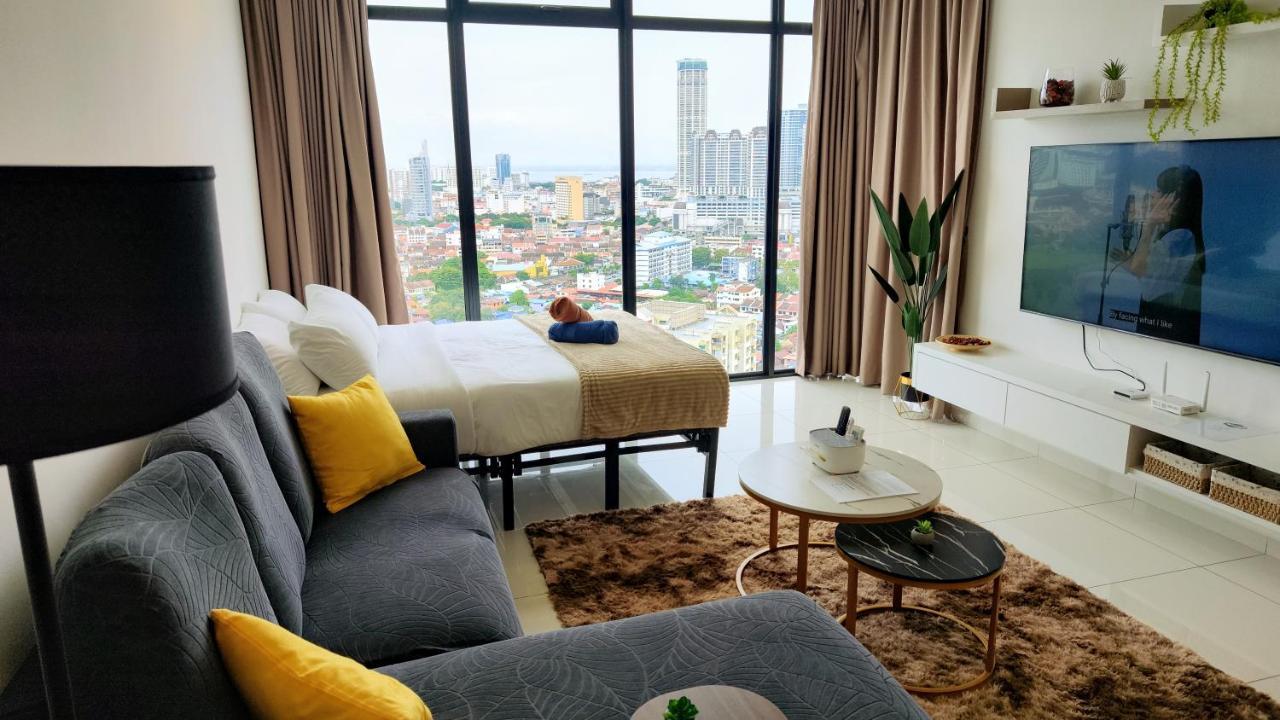 SkyPool 2BR 9pax Premium Suite@Beacon @Georgetown @Penang — 4-Star Luxury Hotel in George Town, Malaysia