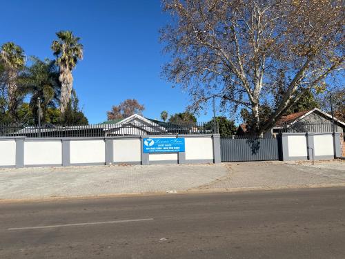 Lourie Inn in Rustenburg, South Africa