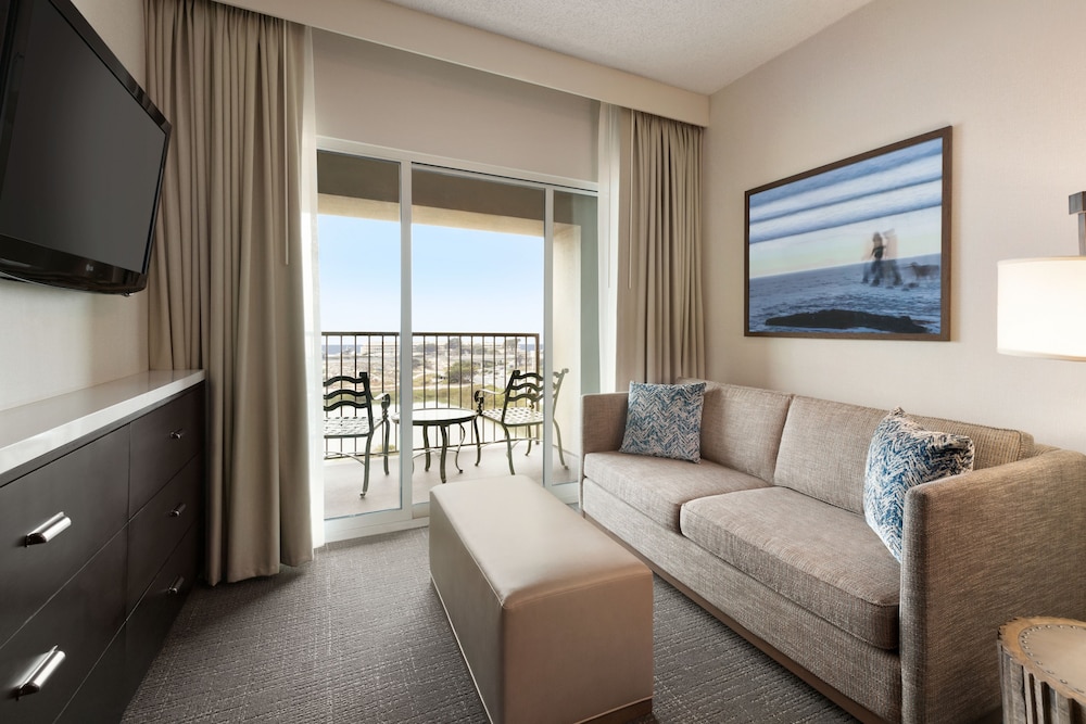 Embassy Suites by Hilton Monterey Bay Seaside - photo 24