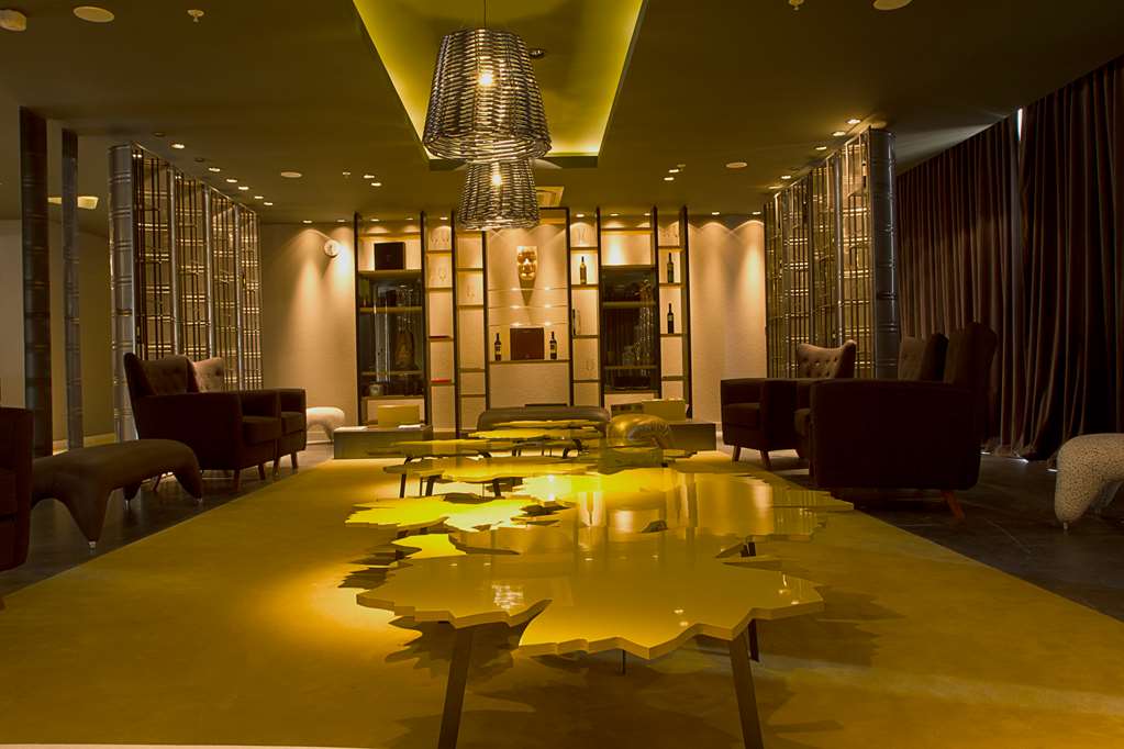 Esplendor by Wyndham Mendoza in Mendoza, Argentina