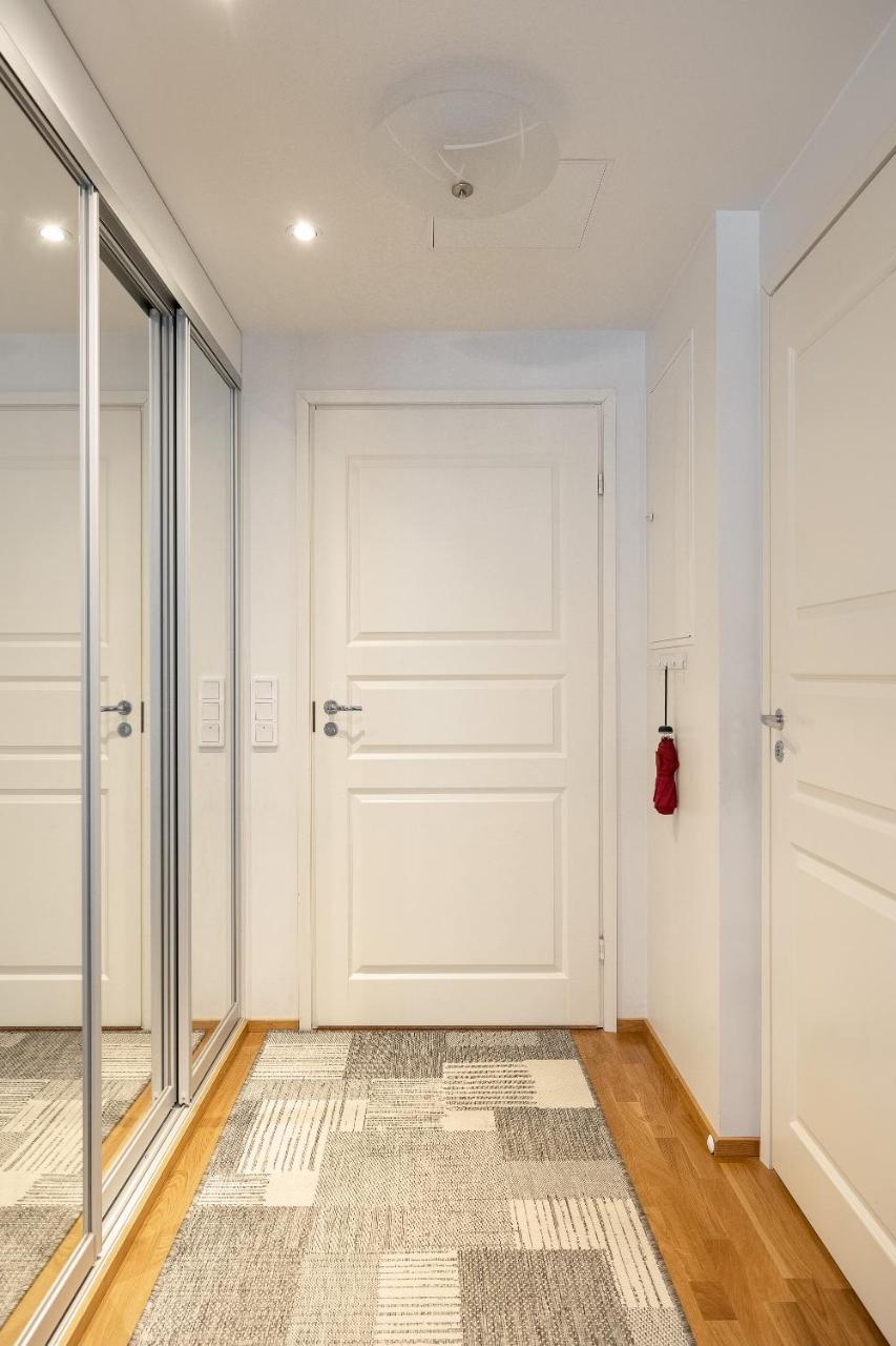 Hennalan Helmi kokonainen huoneisto 73 m2 täydellisellä sijainnilla ilmainen parkkipaikka — 4-Star Luxury Hotel in Lahti, Finland
