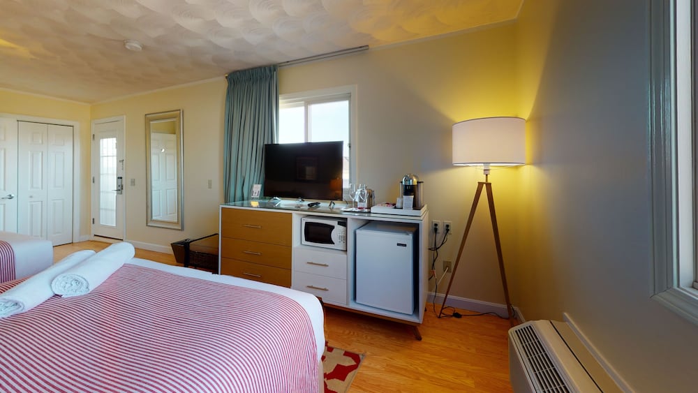 The Hotel Maria - photo 12