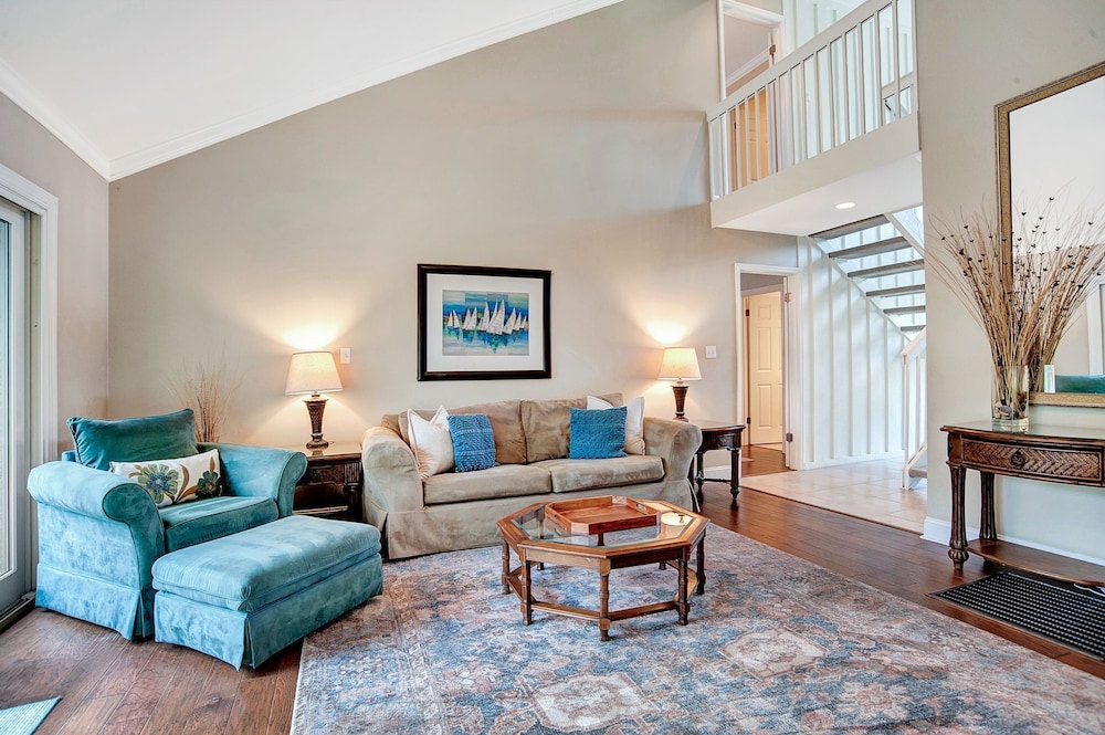 6 Windjammer Court at the Sea Pines Resort - photo 12