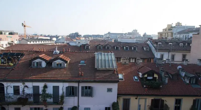 PREMUDA20 Milan elegant apartment by Hospity — 4-Star Luxury Hotel in Milan, Italy