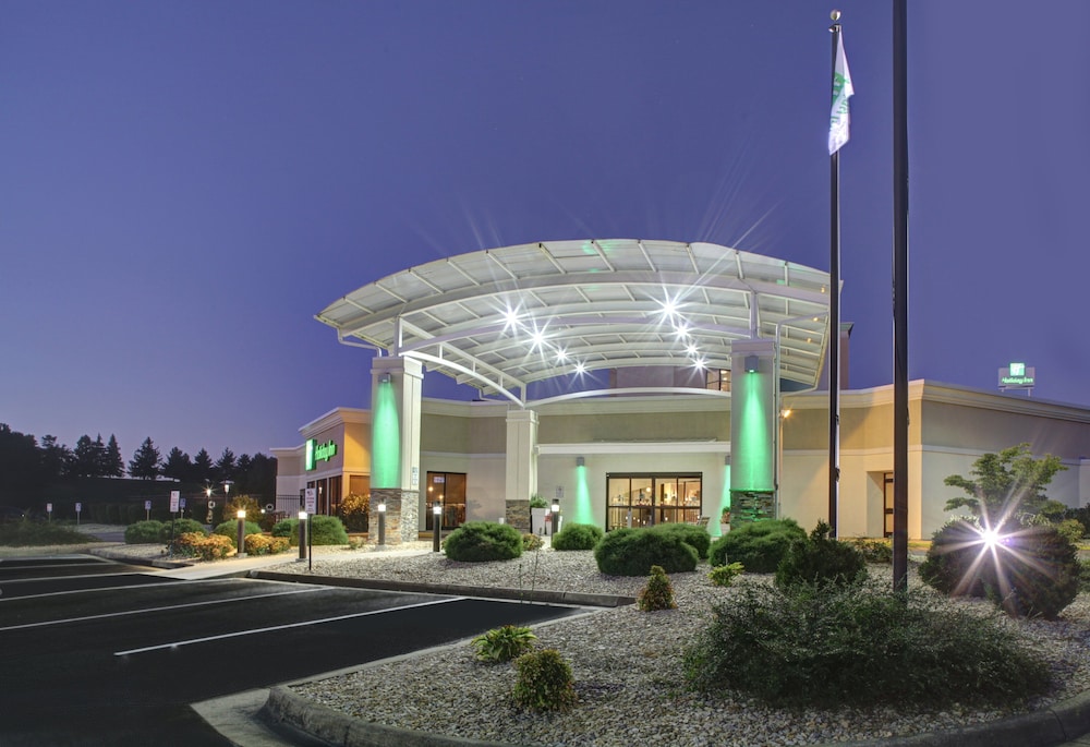 Holiday Inn Staunton Conference Center by IHG - photo 80