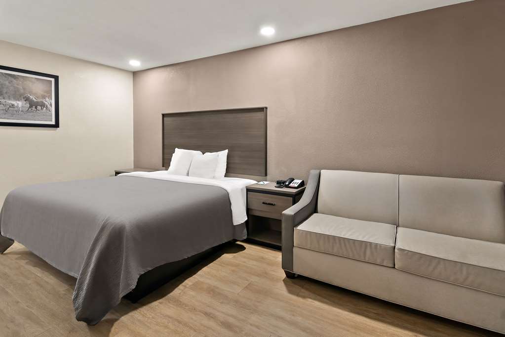 Quality Inn & Suites Weatherford - photo 27