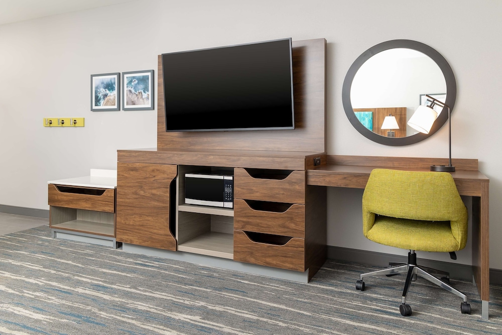 Hampton Inn & Suites by Hilton Santa Rosa Sonoma Wine Country - photo 8