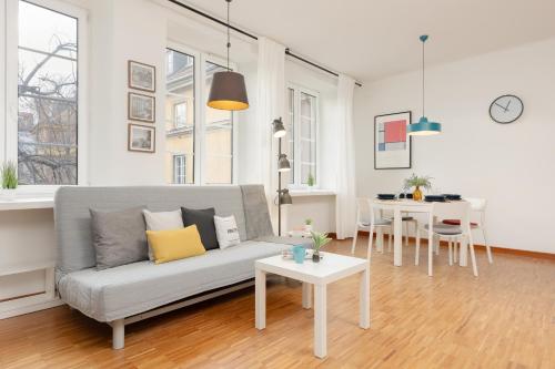 Warsaw Old Town Spacious Studio Piwna by Noclegi Renters — 4-Star Luxury Hotel in Warsaw, Poland