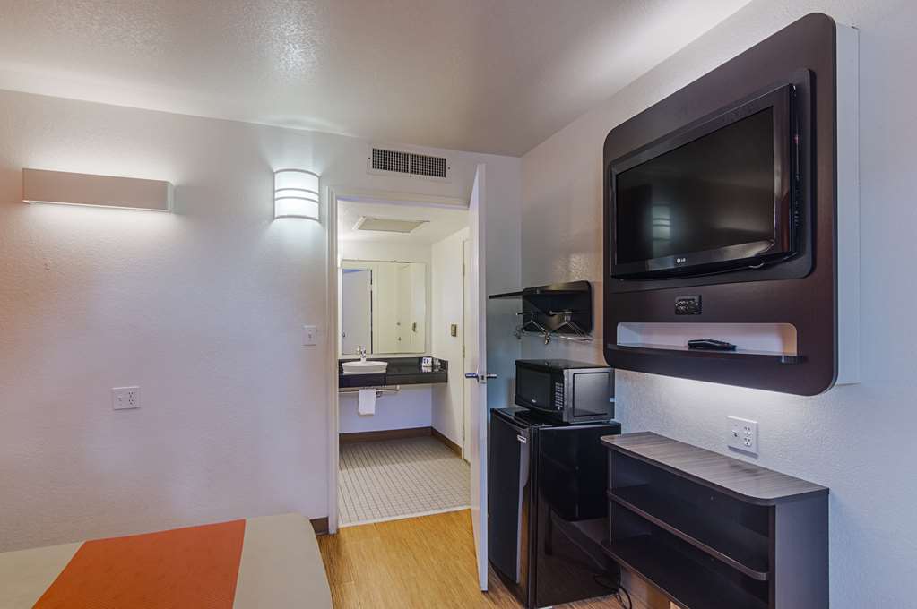 Motel 6 Ardmore OK - photo 9