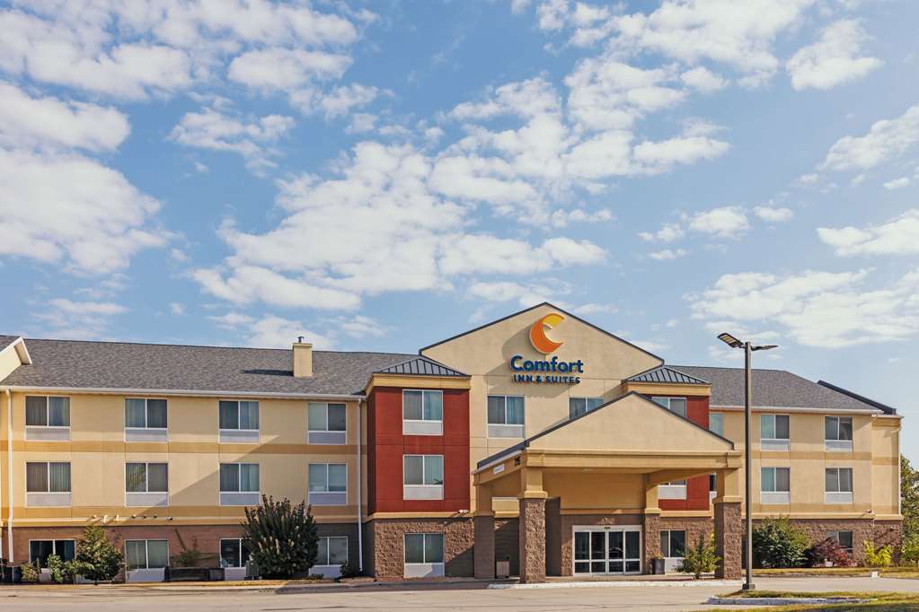 Comfort Inn & Suites Ankeny Des Moines - photo 19