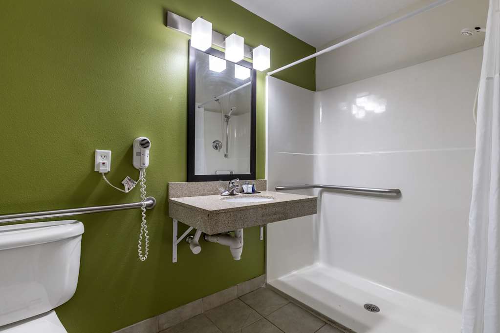 Sleep Inn & Suites Pleasant Hill Des Moines - photo 7