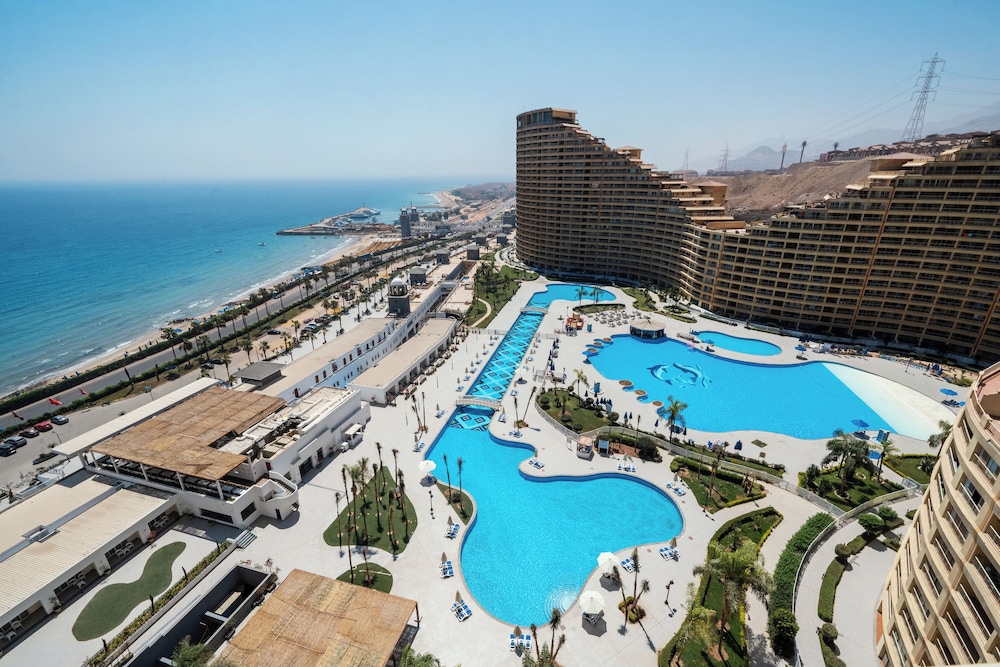 Porto Sokhna Beach Resort