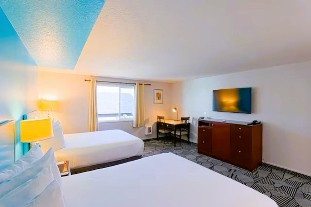 Coast River Inn by OYO Seaside - photo 66