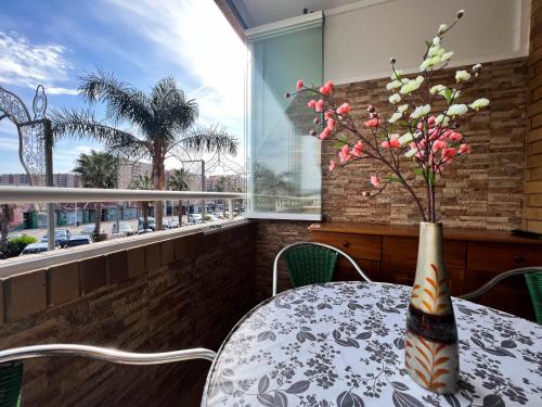 Hermoso y Acogedor bien situado in Oropesa Del Mar, Spain