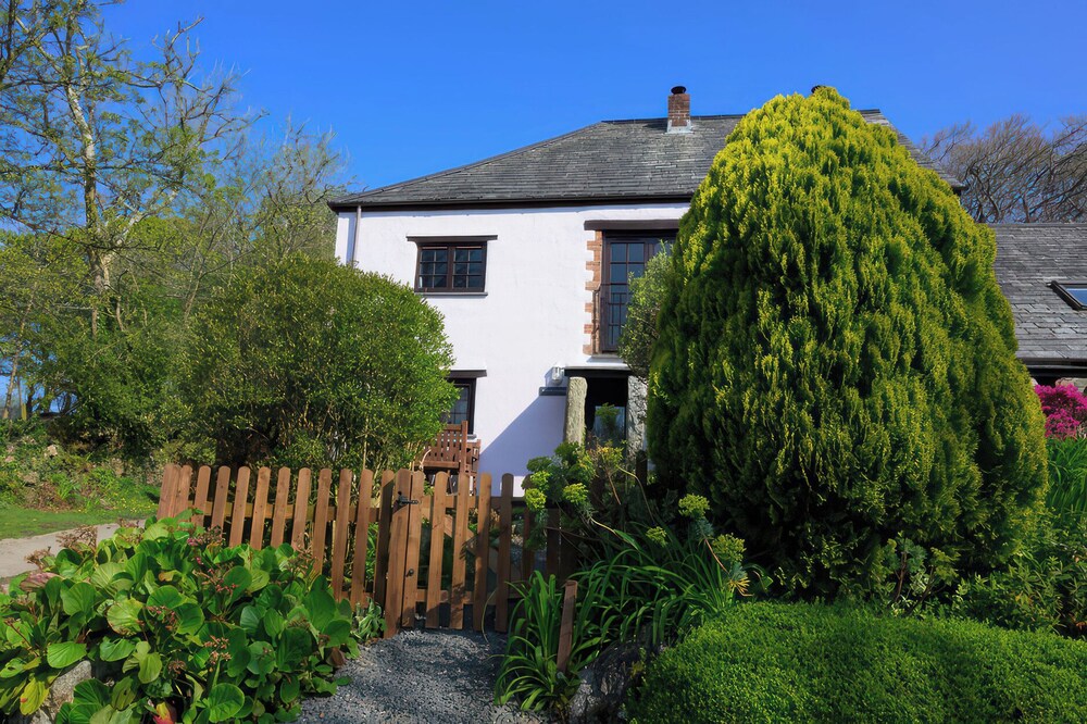 Beech Cottage — 4-Star Luxury Hotel in Launceston, United Kingdom