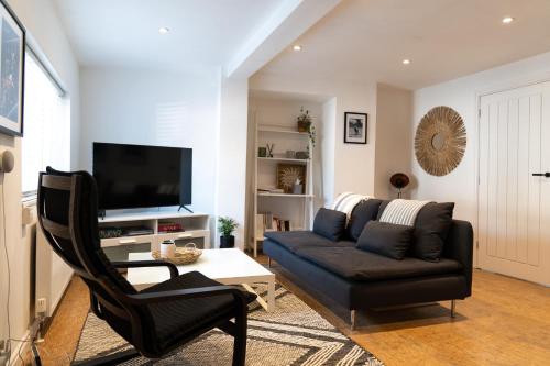 Bower Apartment