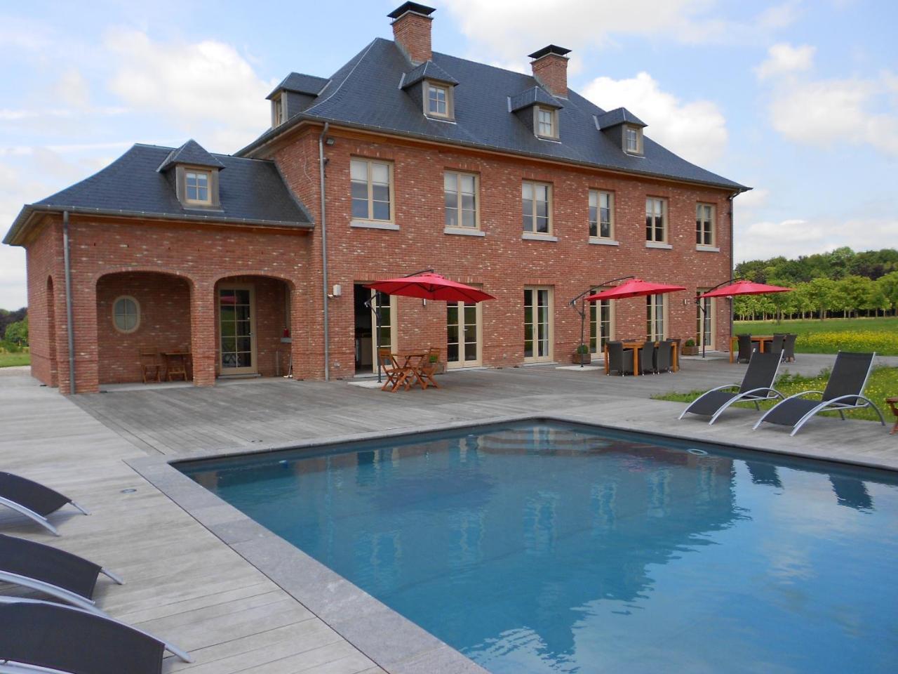 Domaine de la Noiseraie — 4-Star Luxury Hotel in Namur, Belgium