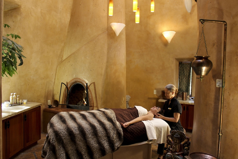 El Monte Sagrado Living Resort & Spa - photo 35