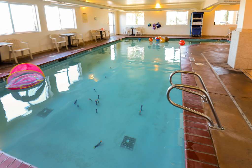 Quality Inn & Suites Sequim at Olympic National Park - photo 35