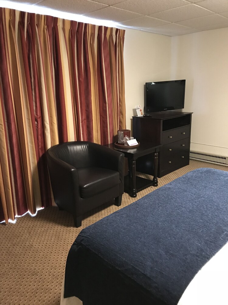 Brentwood Motor Inn - photo 29