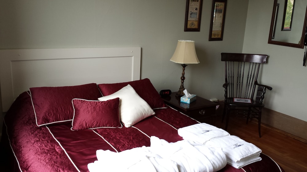 Centralia Square Grand Ballroom and Vintage Hotel - photo 14